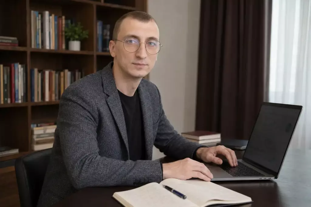 Частный SEO-специалист Виктор Винокуров анализирует сайт